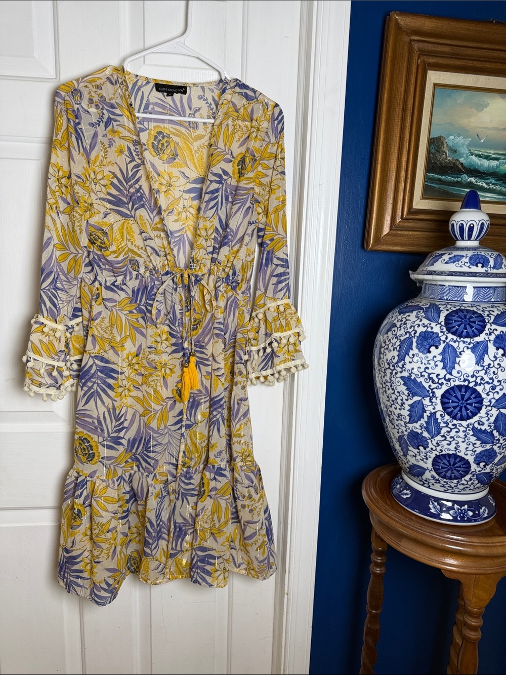 NWOT Women’s Club Z Collection Floral Tassle Sleeve Beach Cover Up Size Small